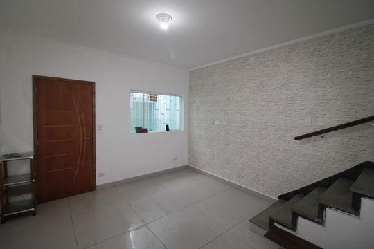 Casa à venda com 2 quartos, 79m² em Vila Pauliceia, São Paulo