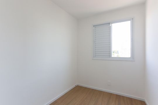 Quarto 1  de apartamento para alugar com 2 quartos, 35m² em Itaquera, São Paulo