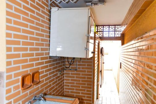 Área de Serviço de casa à venda com 2 quartos, 190m² em Vila Rosalia, Guarulhos