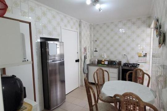 Cozinha de apartamento à venda com 3 quartos, 77m² em Vila Lageado, São Paulo