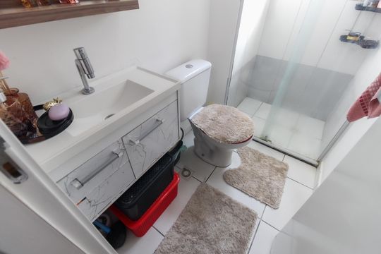 Banheiro de apartamento à venda com 2 quartos, 47m² em Vila Princesa Isabel, São Paulo