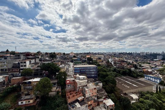 Vista  de apartamento à venda com 2 quartos, 37m² em Jardim São Luís, São Paulo