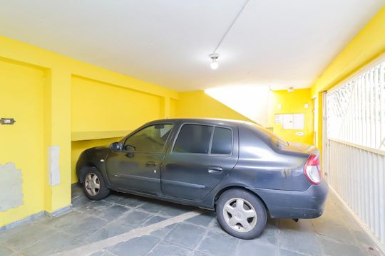 Garagem de casa à venda com 3 quartos, 280m² em Cidade Antônio Estêvão de Carvalho, São Paulo