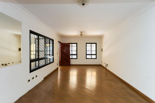 Casa à venda com 3 quartos, 151m² em Jardim Monte Alegre, Taboão da Serra