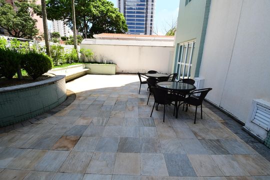 Área comum de apartamento para alugar com 1 quarto, 62m² em Cambuí, Campinas
