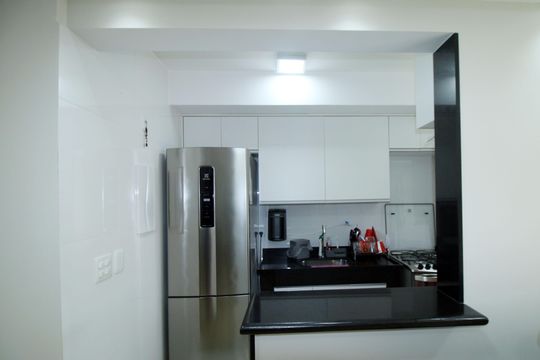 Cozinha de apartamento à venda com 2 quartos, 45m² em Vicente de Carvalho, Rio de Janeiro