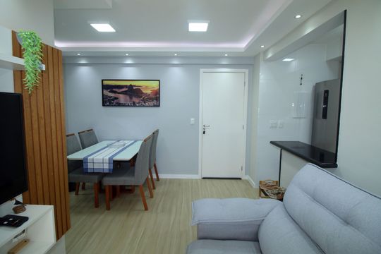 Sala de apartamento à venda com 2 quartos, 45m² em Vicente de Carvalho, Rio de Janeiro