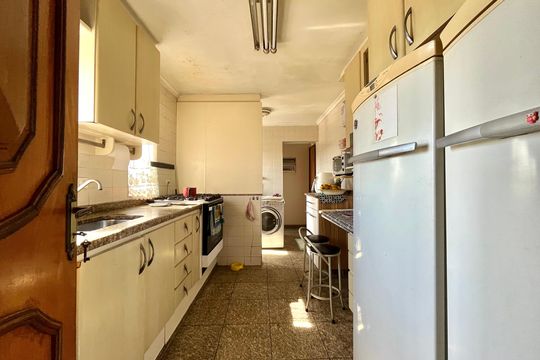 Cozinha de apartamento à venda com 3 quartos, 180m² em Jardim Jabaquara, São Paulo