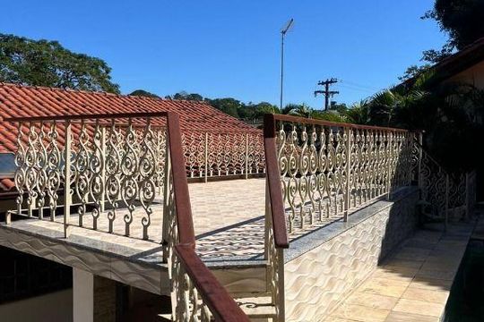 Casa à venda com 4 quartos, 198m² em Várzea das Moças, Niterói