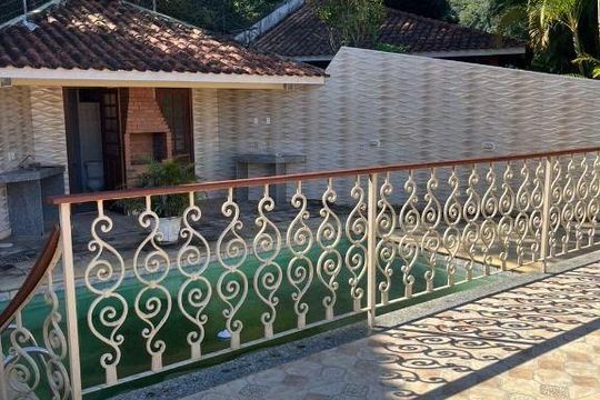 Casa à venda com 4 quartos, 198m² em Várzea das Moças, Niterói