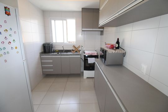 Cozinha de apartamento para alugar com 2 quartos, 70m² em Jardim Vale do Sol, São José dos Campos