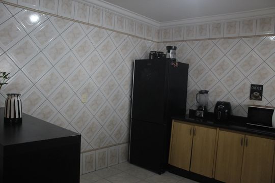 Cozinha de casa à venda com 4 quartos, 240m² em Vila Alto da Gloria, Goiânia