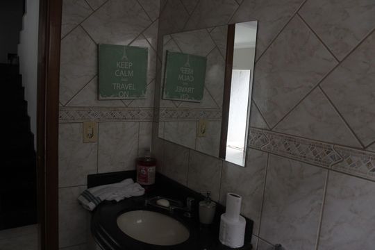 Lavabo de casa à venda com 4 quartos, 240m² em Vila Alto da Gloria, Goiânia
