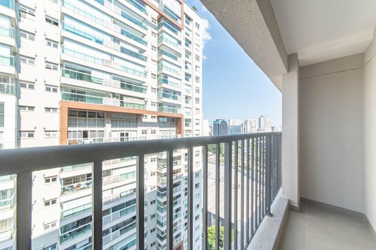 Varanda de kitnet/studio à venda com 1 quarto, 24m² em Vila Cordeiro, São Paulo