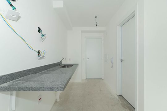 Cozinha de kitnet/studio para alugar com 1 quarto, 24m² em Vila Cordeiro, São Paulo