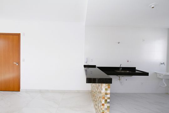 Cozinha de apartamento à venda com 2 quartos, 59m² em Nova Granada, Belo Horizonte