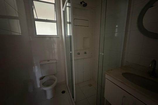 Banheiro de apartamento para alugar com 3 quartos, 80m² em Jardim Esperança, Barueri