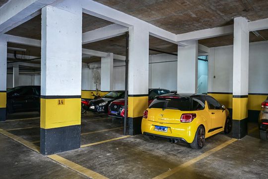 Vagas de Garagem de apartamento para alugar com 2 quartos, 70m² em Vila Andrade, São Paulo