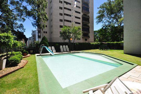 Piscina de apartamento para alugar com 2 quartos, 70m² em Vila Andrade, São Paulo