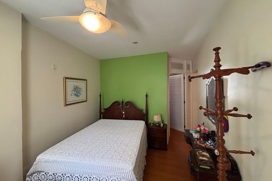 Suíte de apartamento à venda com 2 quartos, 128m² em Leme, Rio de Janeiro
