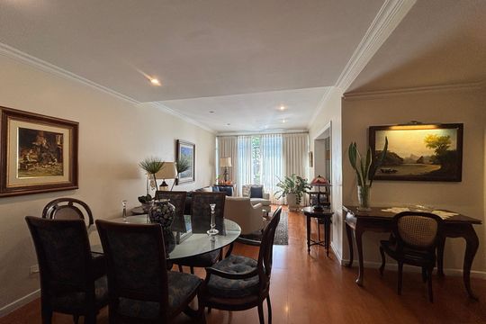 Sala de apartamento à venda com 2 quartos, 128m² em Leme, Rio de Janeiro