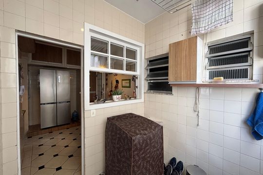 Área de serviço  de apartamento à venda com 2 quartos, 128m² em Leme, Rio de Janeiro