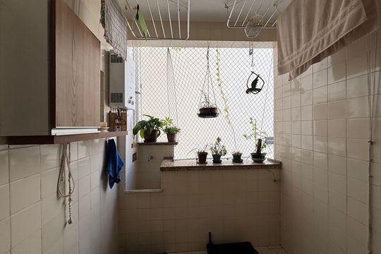 Área de serviço  de apartamento à venda com 2 quartos, 128m² em Leme, Rio de Janeiro