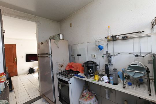 Cozinha de apartamento à venda com 2 quartos, 70m² em Diamante, Belo Horizonte