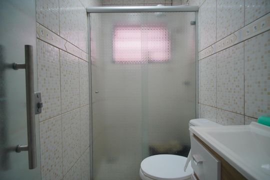 Banheiro de kitnet/studio à venda com 1 quarto, 22m² em Centro, São Leopoldo