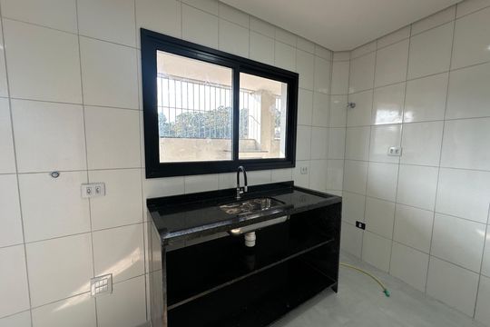 Cozinha de casa para alugar com 1 quarto, 40m² em Vila Pouso Alegre, Barueri