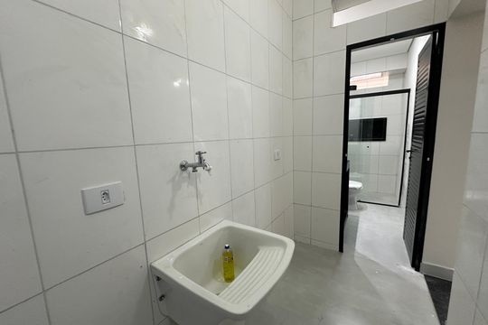 Área de Serviço de casa para alugar com 1 quarto, 40m² em Vila Pouso Alegre, Barueri