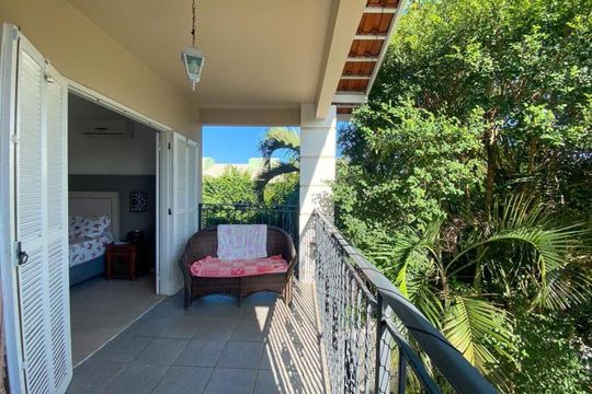 Varanda de casa para alugar com 3 quartos, 600m² em Campeche, Florianópolis