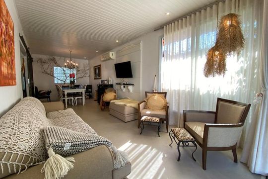 Sala de casa para alugar com 3 quartos, 600m² em Campeche, Florianópolis