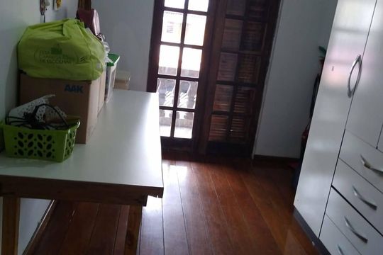 Quarto de casa à venda com 3 quartos, 190m² em Vila Dalva, São Paulo