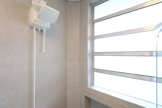 Banheiro  de apartamento à venda com 1 quarto, 37m² em Barra Funda, São Paulo