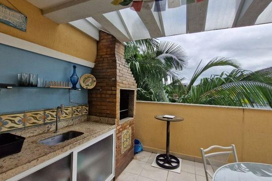 Apartamento à venda com 3 quartos, 179m² em Itacoatiara, Niterói