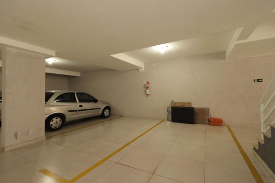 Garagem de apartamento à venda com 2 quartos, 86m² em Vila Linda, Santo André