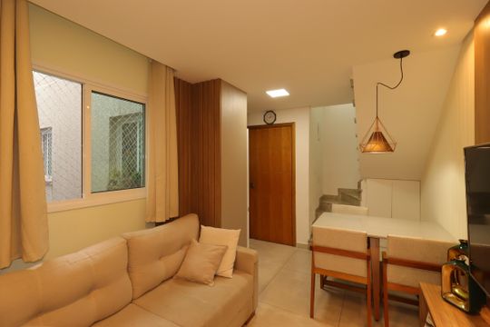 Sala de apartamento à venda com 2 quartos, 86m² em Vila Linda, Santo André