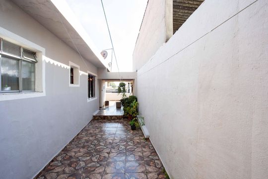 Quintal de casa à venda com 3 quartos, 200m² em Casa Grande, Diadema