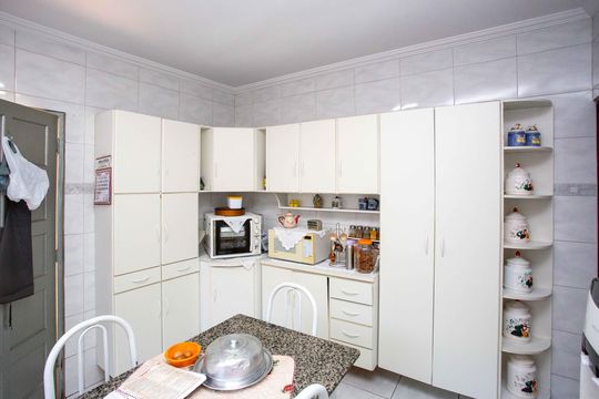 Cozinha de casa à venda com 3 quartos, 200m² em Casa Grande, Diadema