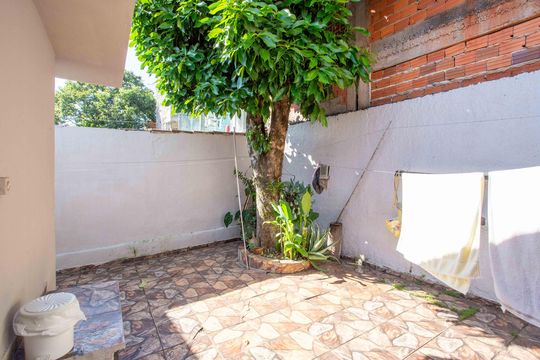 Quintal de casa à venda com 3 quartos, 200m² em Casa Grande, Diadema