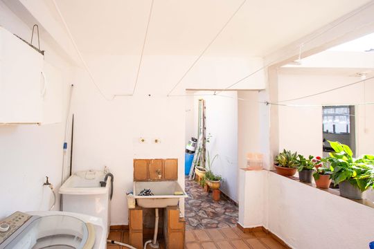Área de Serviço de casa à venda com 3 quartos, 200m² em Casa Grande, Diadema