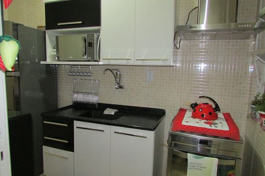 Cozinha de kitnet/studio à venda com 1 quarto, 35m² em Centro, Canoas