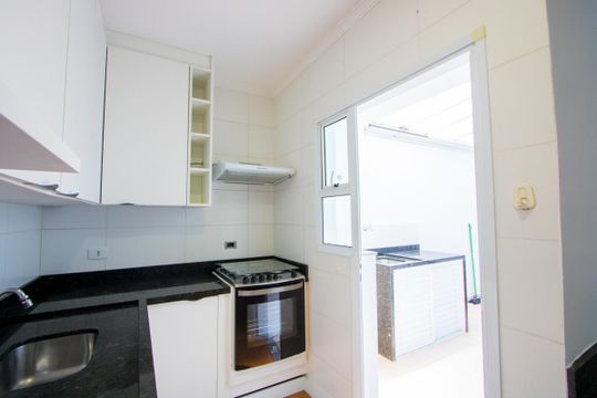 Cozinha de apartamento para alugar com 2 quartos, 53m² em Vila Guiomar, Santo André