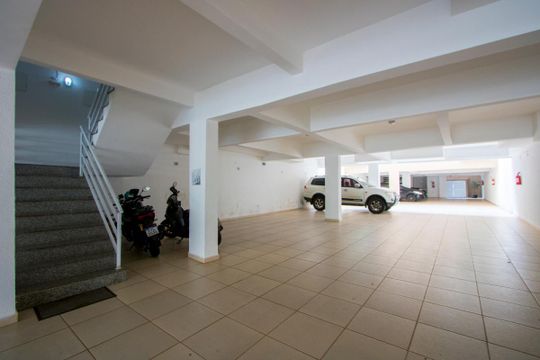 Garagem de apartamento para alugar com 2 quartos, 53m² em Vila Guiomar, Santo André