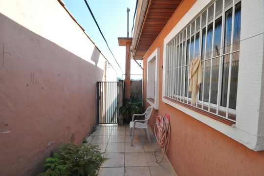 Quintal de casa à venda com 2 quartos, 71m² em Parque Vitória, São Paulo