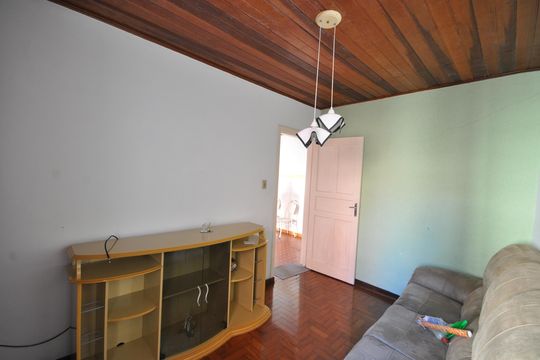 Sala de casa à venda com 2 quartos, 71m² em Parque Vitória, São Paulo
