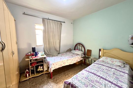 Casa para alugar com 3 quartos, 360m² em São João Batista, Belo Horizonte