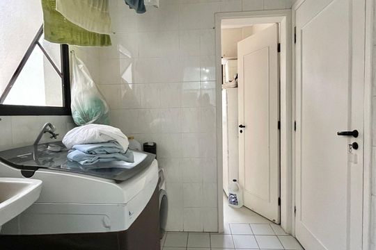Área de Serviço de apartamento à venda com 2 quartos, 121m² em Cambuí, Campinas