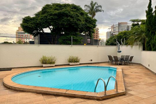 Área comum - Piscina de apartamento à venda com 2 quartos, 121m² em Cambuí, Campinas